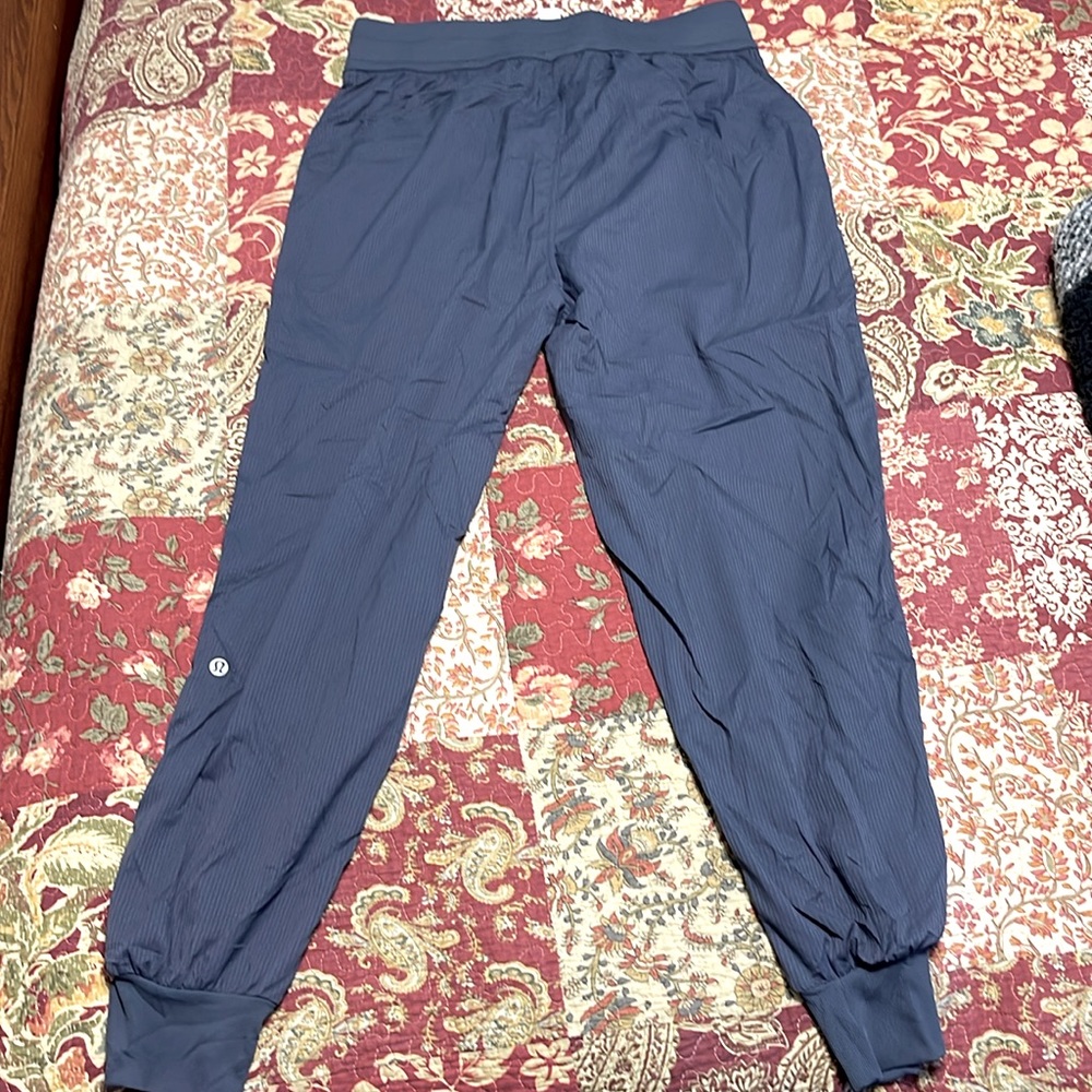 Lululemon grayish blue jogger xl